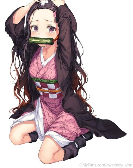 sweetieyukino art star pics