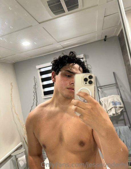 jesseunderhill pornstar top pic