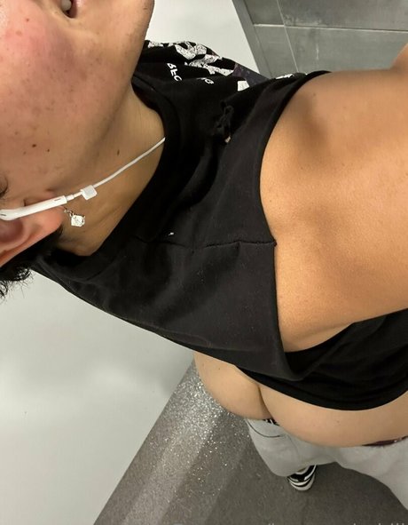 jesseunderhill model nudes photo