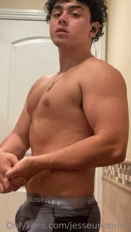 jesseunderhill hd actress pic