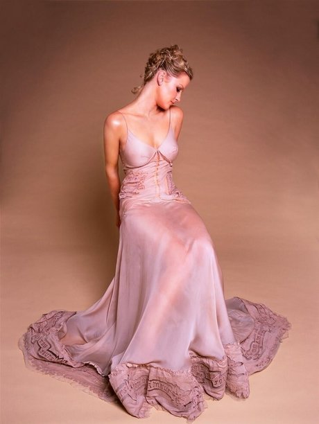 Gretchen Mol free model img