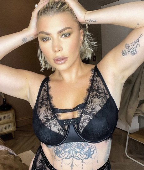 Olivia Buckland model naked archive