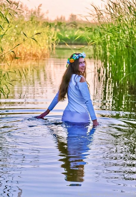 Sunshine13_ sexy star photo