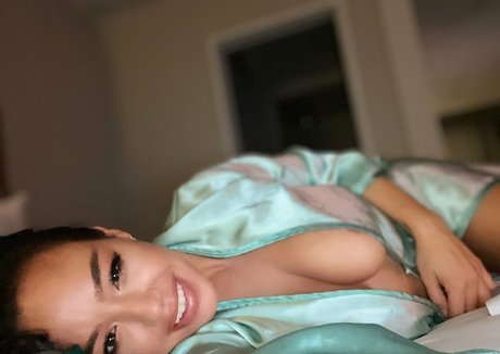 kittenlatenight sexy pornstar galleries