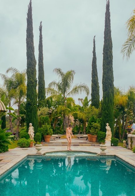 Maggie White star porn galleries