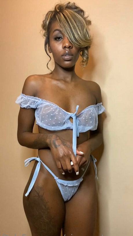 vipsweetonyxx star porn gallery