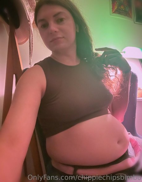 chippiechipsbimbo sexy pornstar pictures