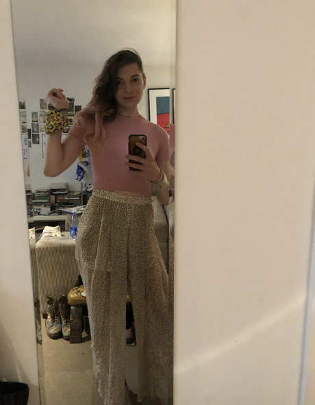 chippiechipsbimbo hd actress img