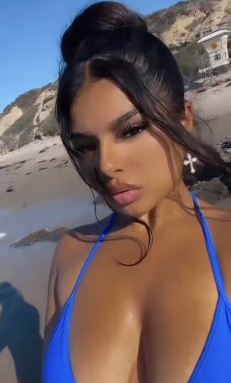 Sujeytjebae pornstar adult galleries