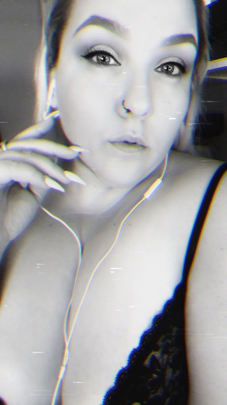 Sativa Siren xxx star pics