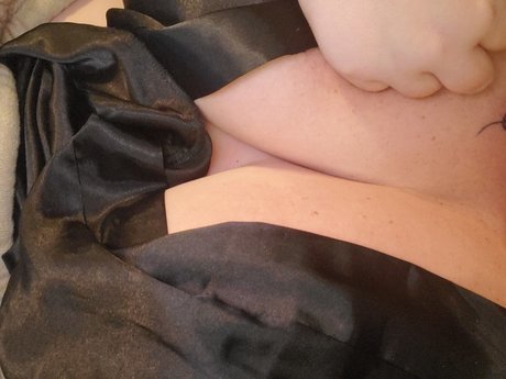 Sassy Kitten star erotic images