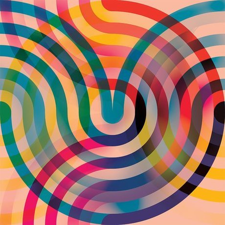 Sara June star top photo