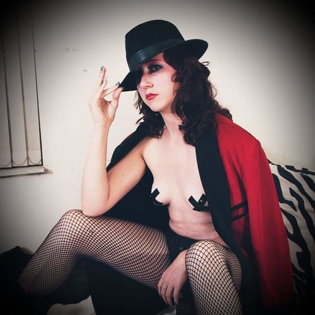 Swifty SoulHeart sexy actress archive