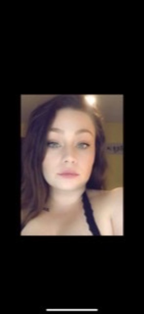 SARRAH star adult galleries