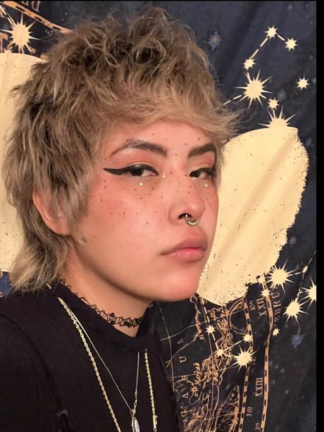 Scarlet Midnight model nude photos