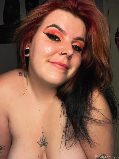 Savannah Rage Free page_ model xxx photo