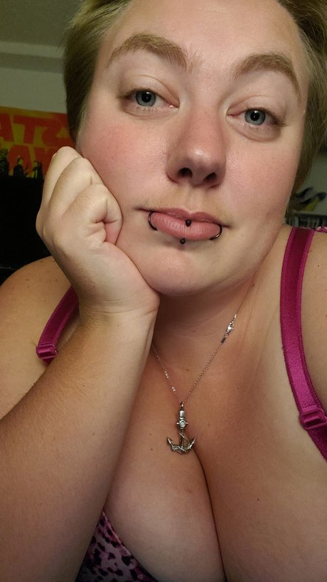 XoXo Loreli thumbnail