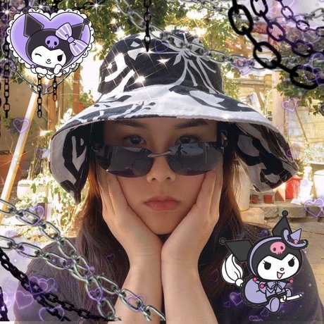 Dewie Doria nudes model picture