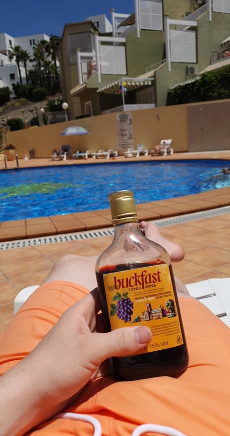 Harvey Jones pretty actress images