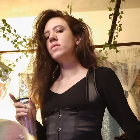 Irene Adler_ sexy model pic