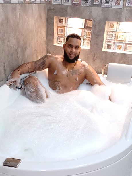 Patrickadanms nude model image