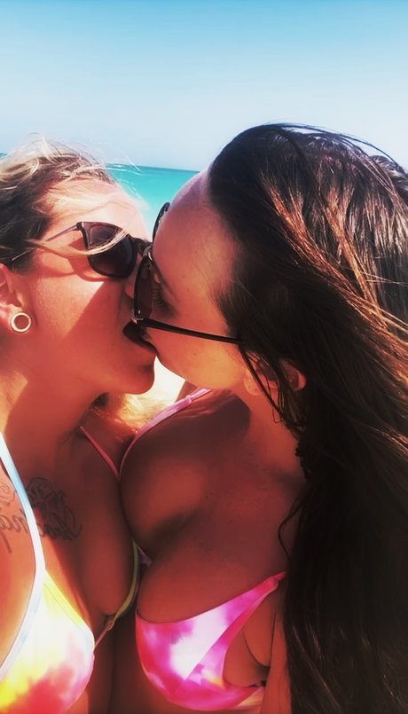 Gizzy amp amp Gabby pornstar sex pics