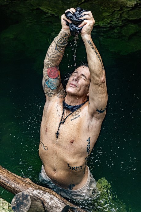 Fernando Carrillo pornographic star galleries