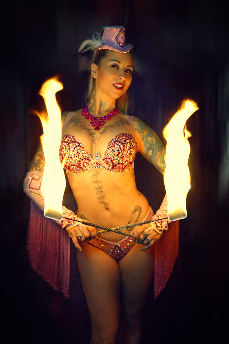 Ivizia Dakini star hot archive