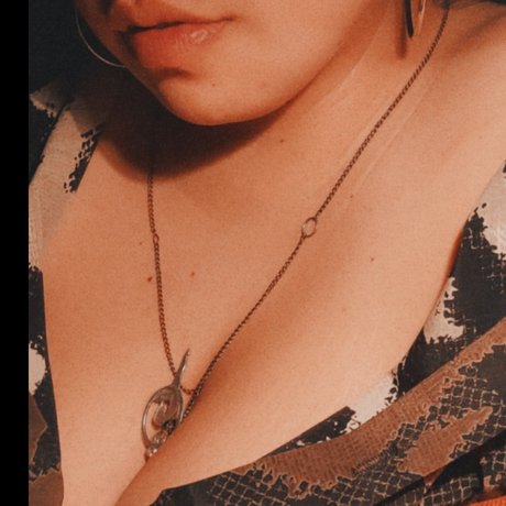 Strawberry Wine pornstar nice img