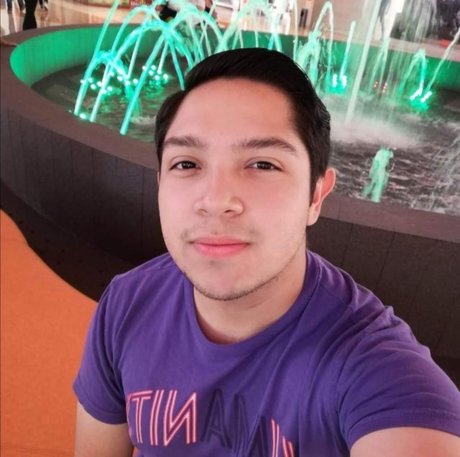 LaloRc23 nude model gallery