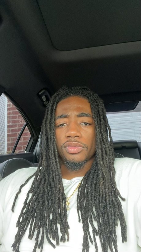 Call Larry nude actress images