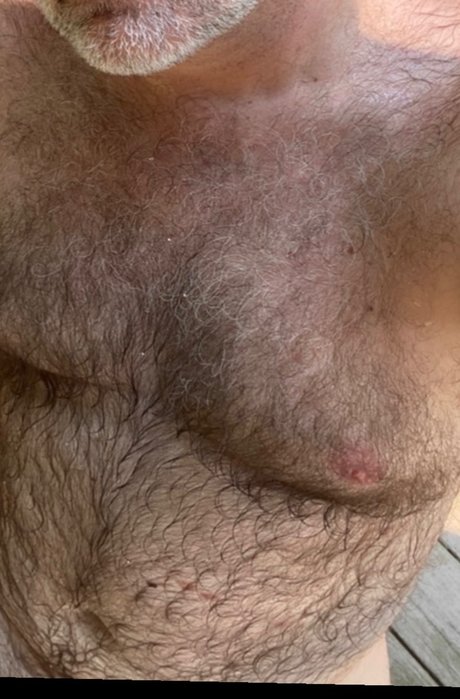 Bradley Nailer star sexy pic