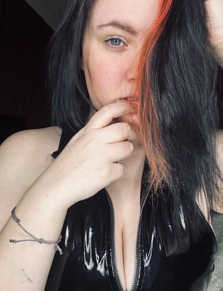 Ella Holly sexy pornstar picture