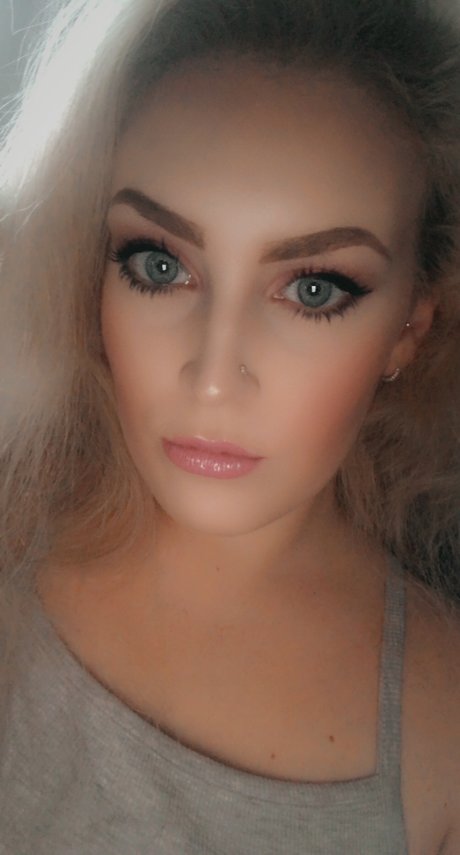 MilfRosie adult star picture