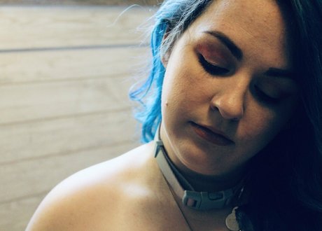 minxymiku sexy model image