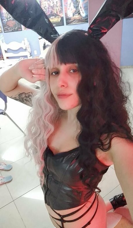 goth milf onlyfans top pic