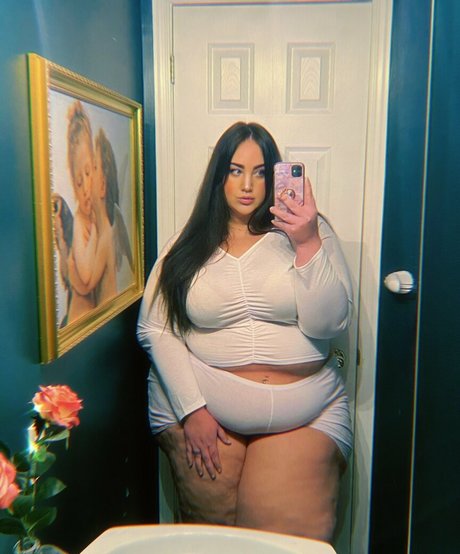 plump princess hot model galleries