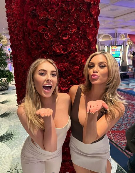 DakotaJane high quality pornstar pictures