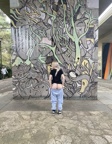 babychar x nice actress img