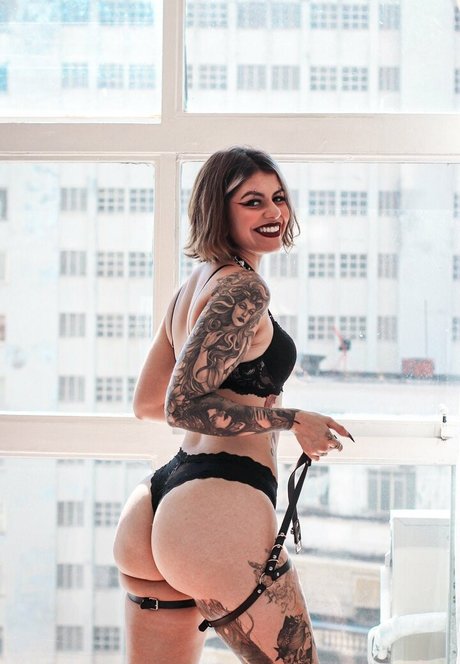 Hazyharlxt model perfect gallery