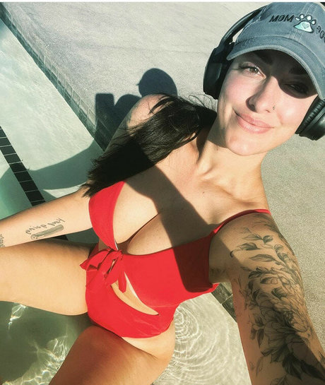 Katiepurrs adult star pictures