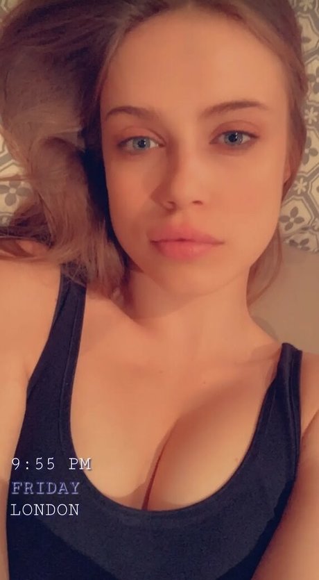 Xenia Tchoumi best model photo