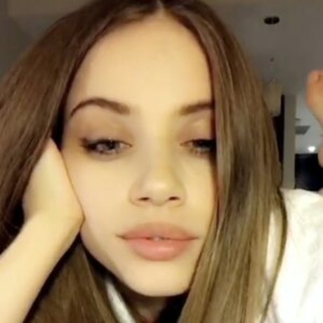 Xenia Tchoumi naked model picture