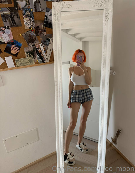 liloo moon nudes actress archive