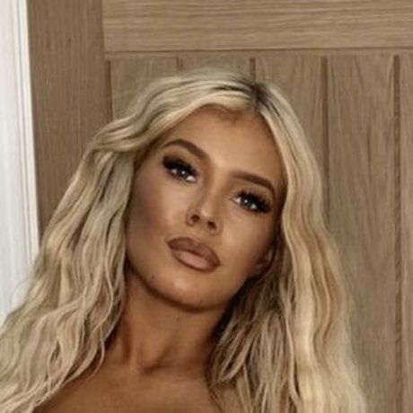 Zara sbx pornstar exclusive pictures