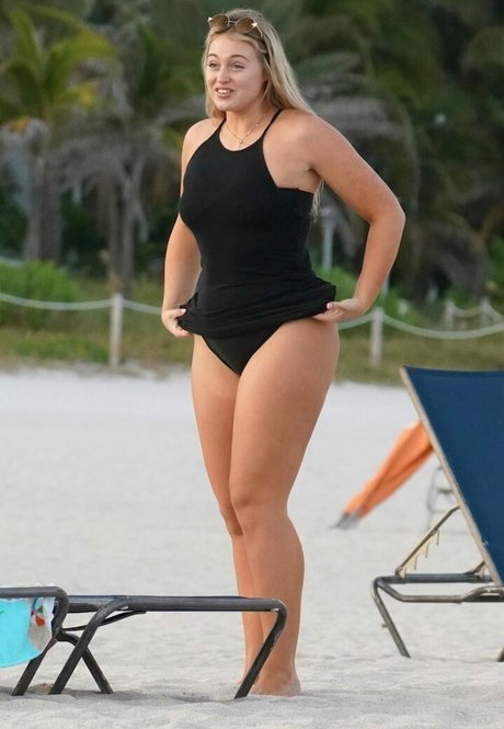 Iskra Lawrence perfect actress gallery