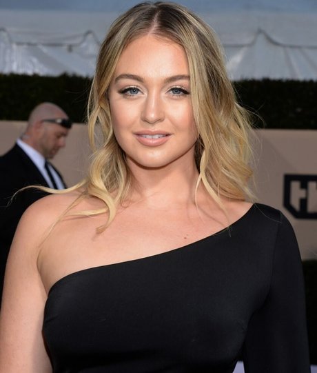 Iskra Lawrence nudes pornstar pictures