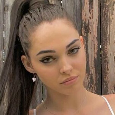 Kylie Sudgen erotic star picture