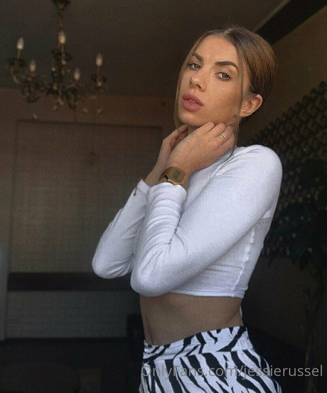 petite brunette onlyfans sex pictures