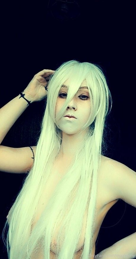 maxxyshy model sexy pictures